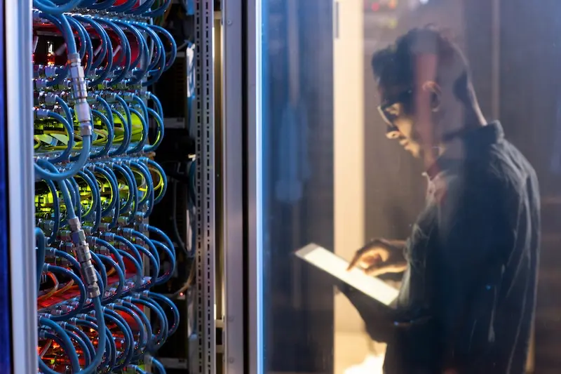 7 Critical IT Security Risks That Threaten Irish Businesses Every Day - Arbelos (1)